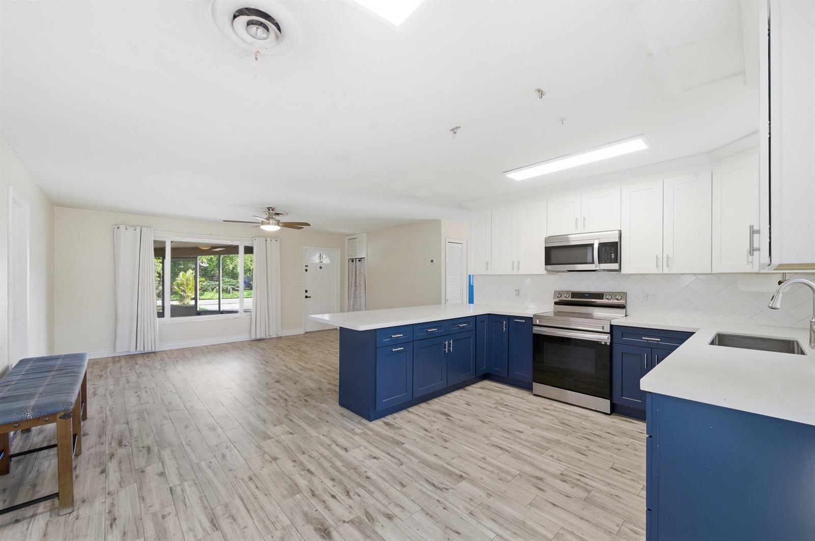 6830 NW 8th Court, Margate FL 33063 photo 4