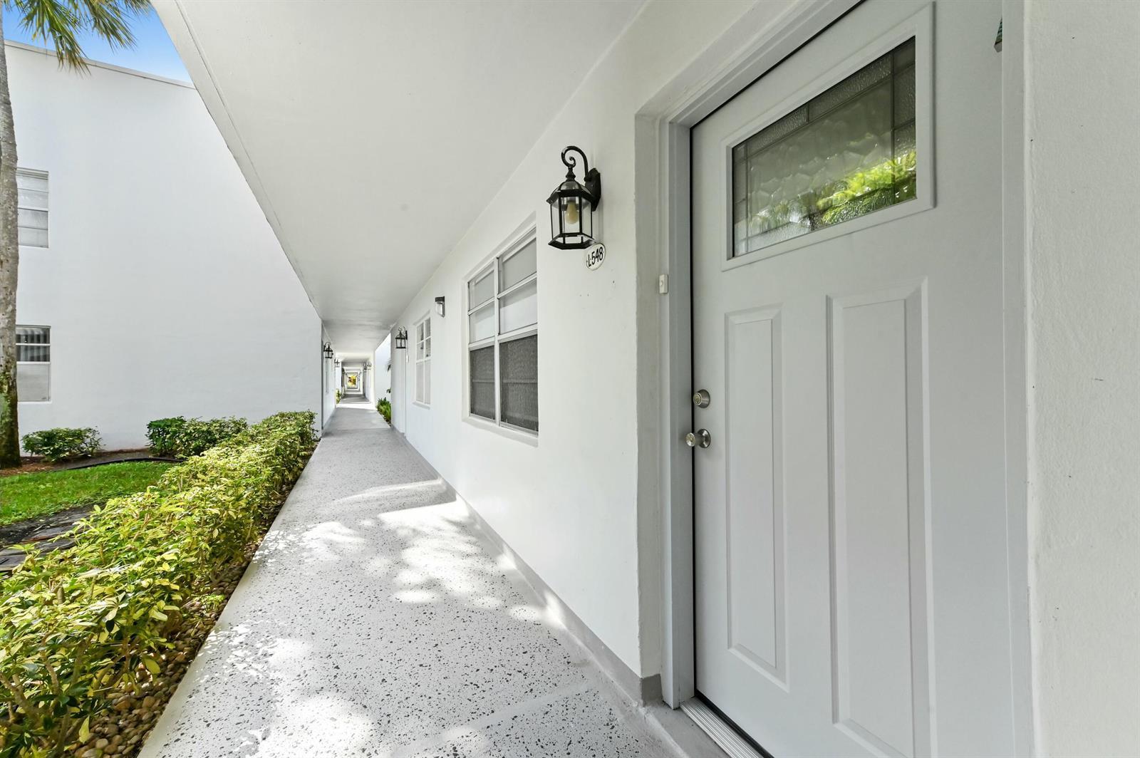 548 Burgundy L, Delray Beach FL 33484 photo 2