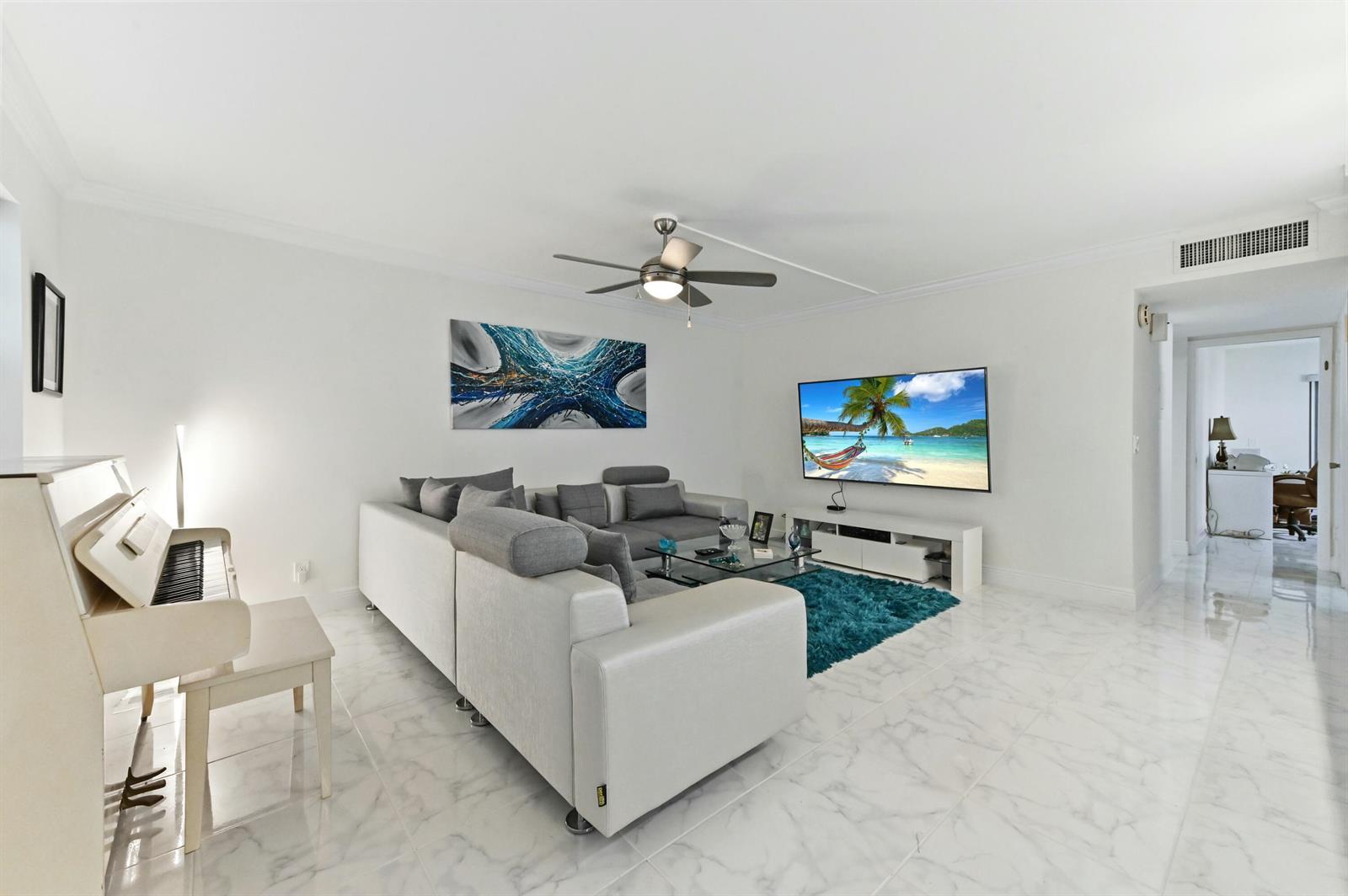 548 Burgundy L, Delray Beach FL 33484 photo 5