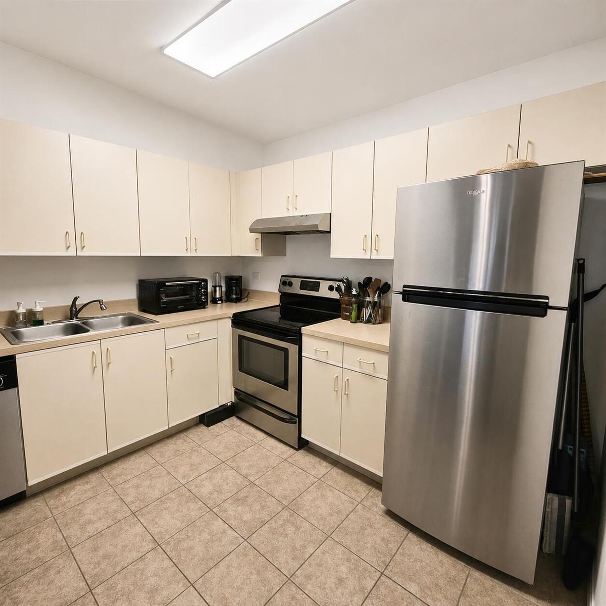 3650 N 56th Avenue # 520, Hollywood FL 33021 photo 2