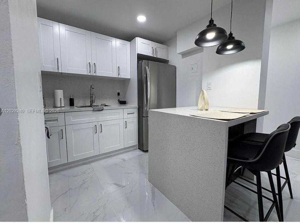 4265 NW south Tamiami Canal dr # 211, Miami FL 33126