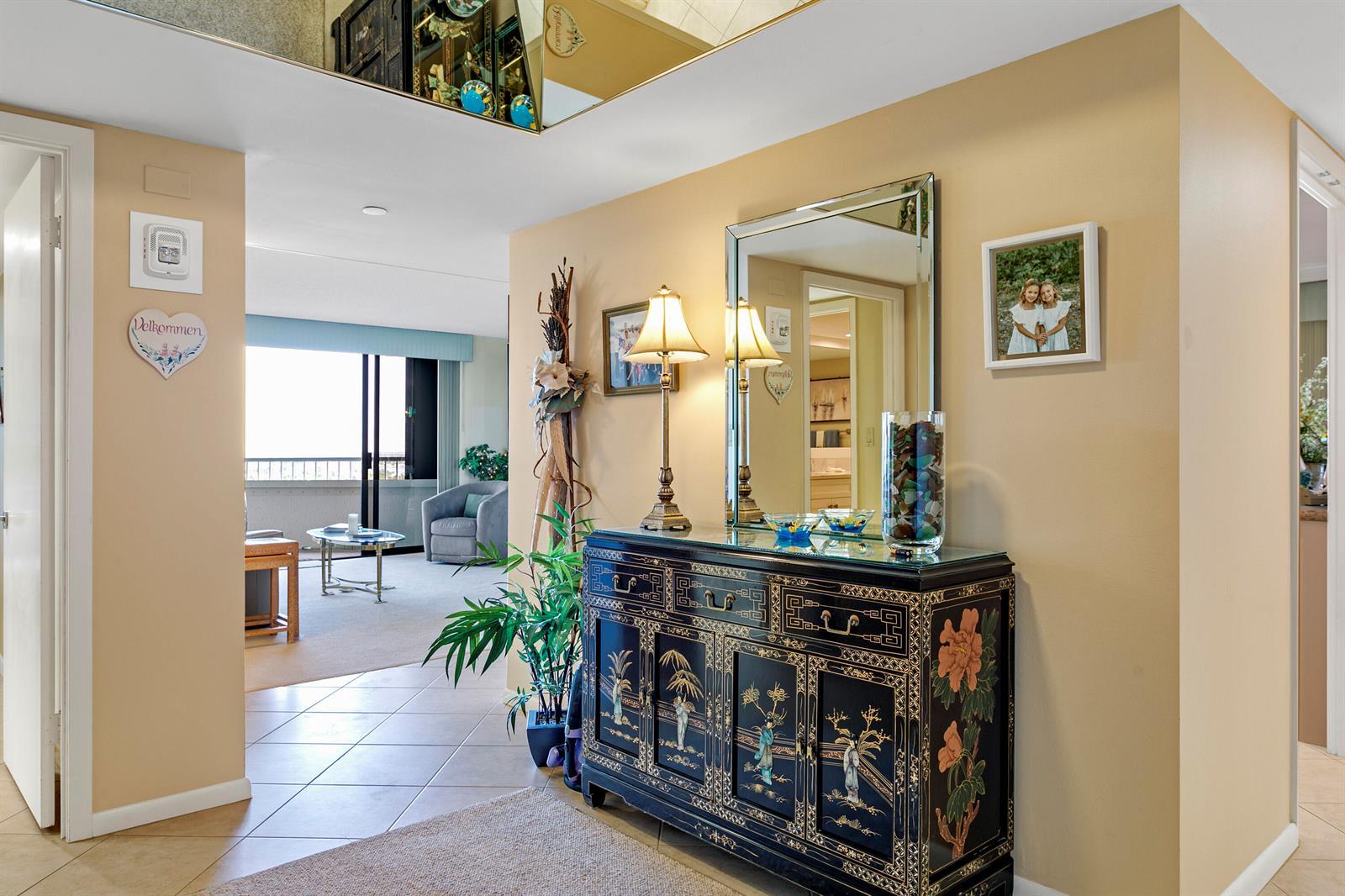 5070 N Ocean Drive # 10c, Singer Island FL 33404 photo 2
