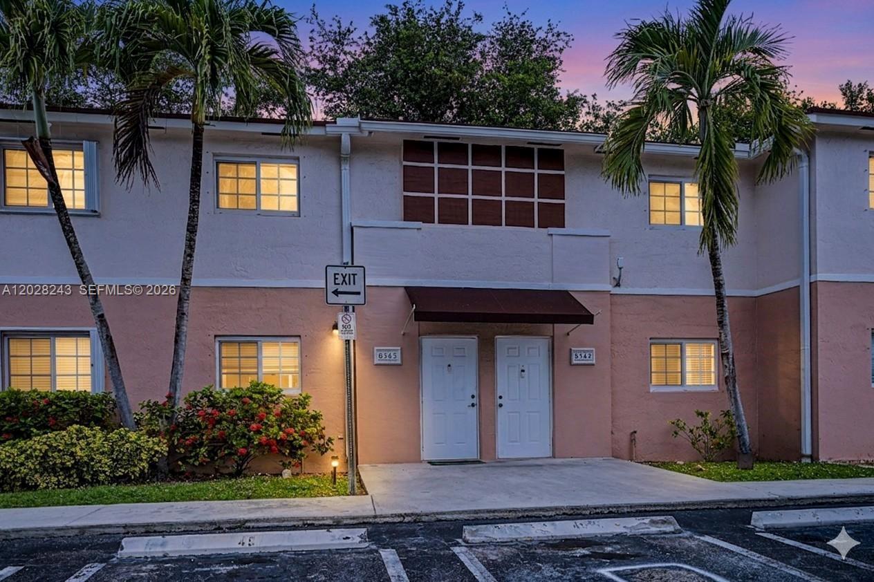 8545 SW 109th Ave # 8545, Miami FL 33173 photo 2