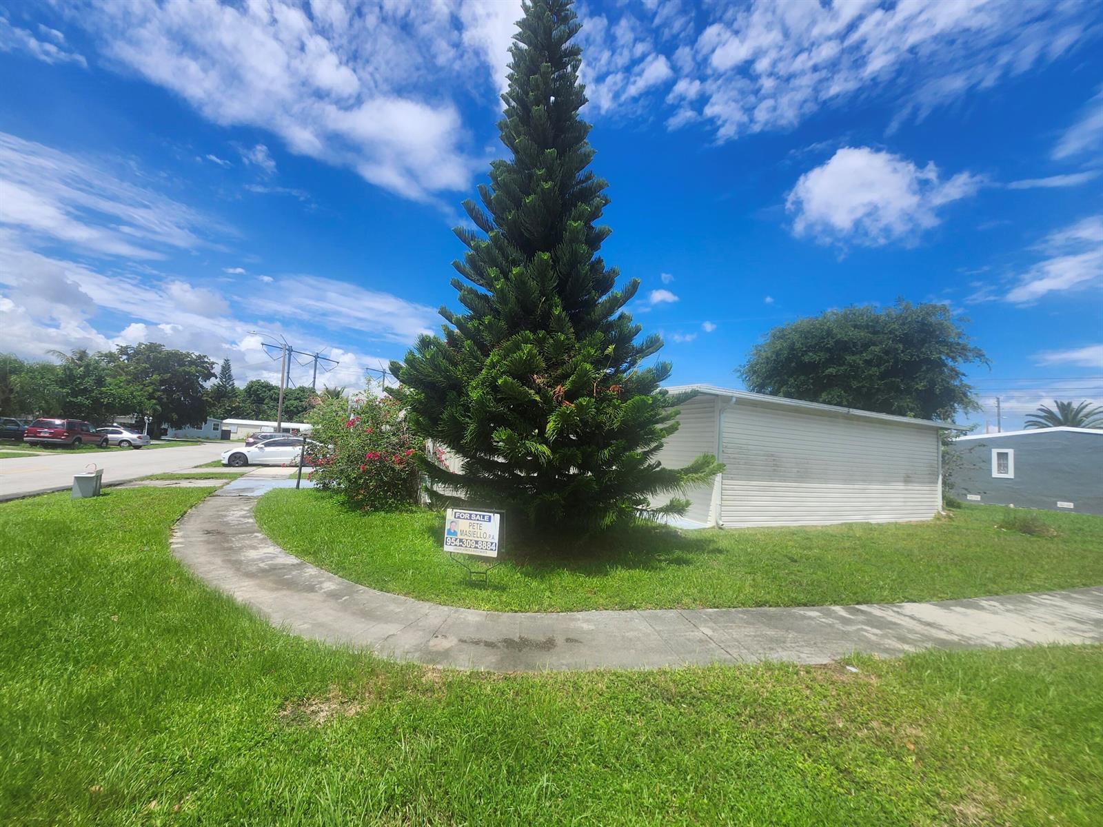 290 NW 218th Way Lot 473, Pembroke Pines FL 33029 photo 2
