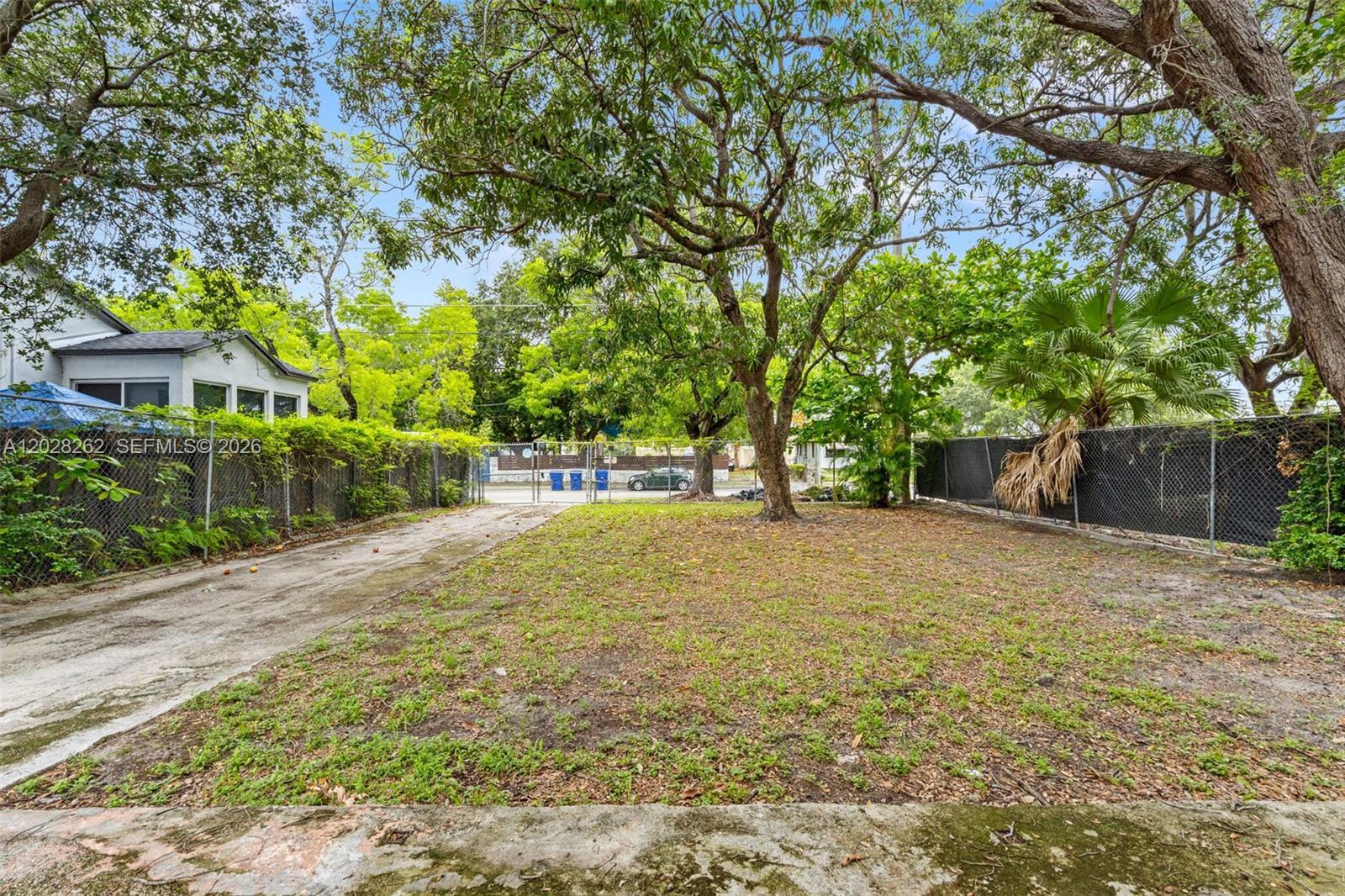 352 NW 41st St, Miami FL 33127 photo 5