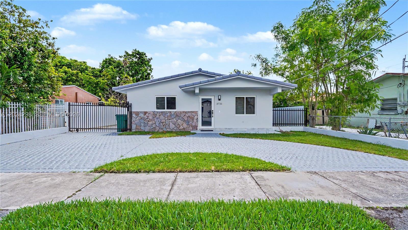 3731 SW 87th Pl, Miami FL 33165 photo 3