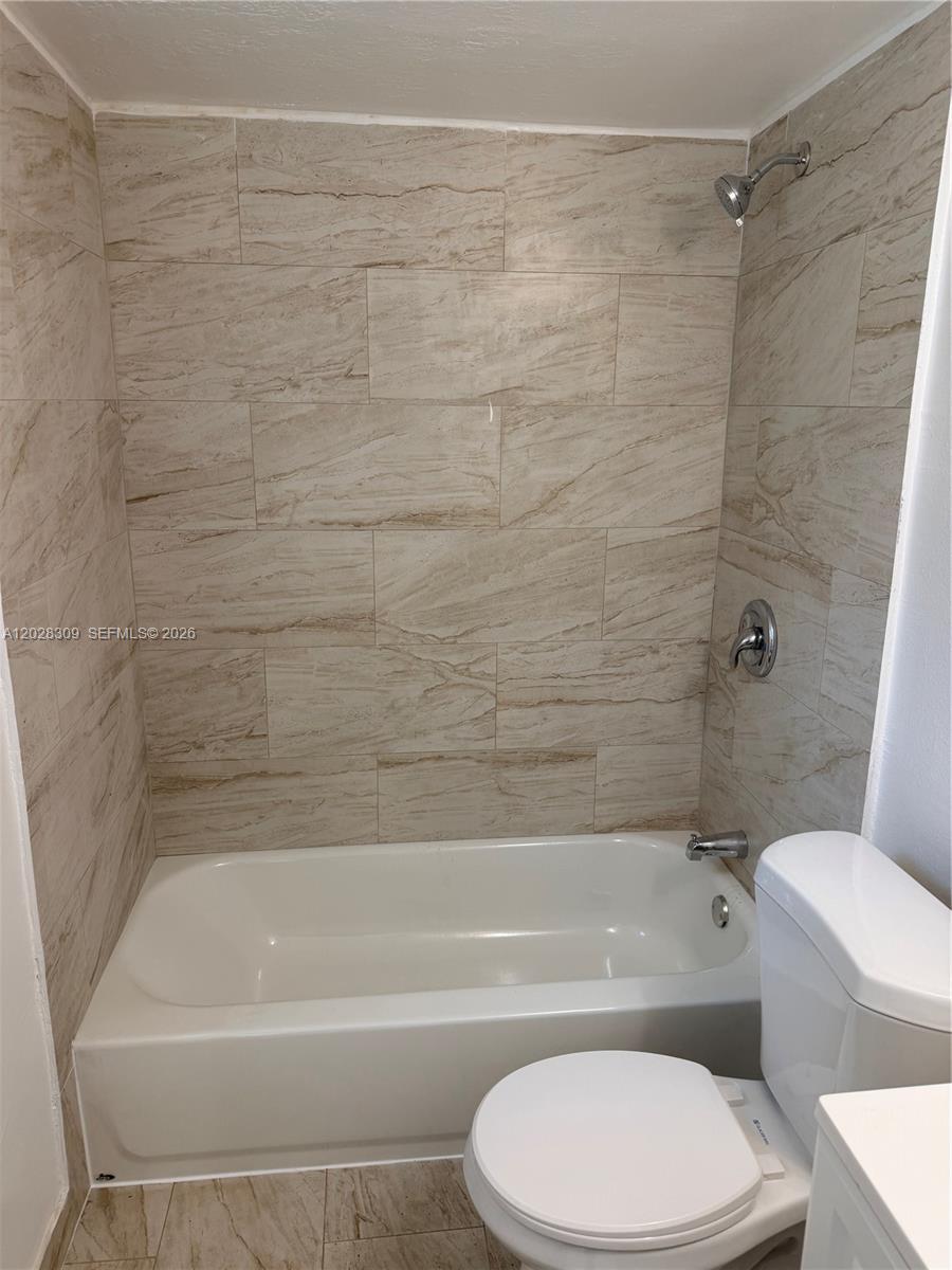 220 NW 16th Ter # 1, Miami FL 33136 photo 3