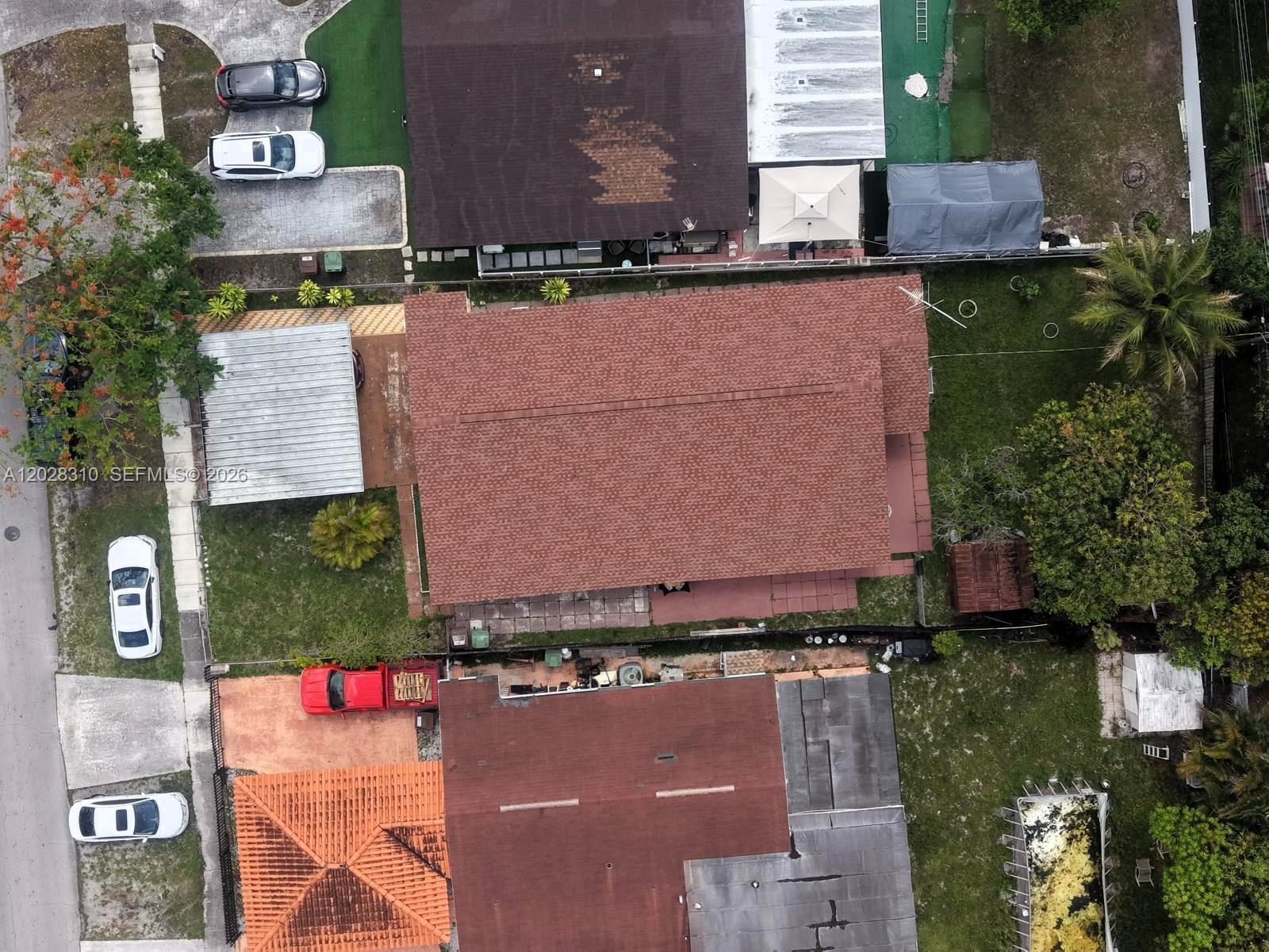 252 E 37th St, Hialeah FL 33013 photo 3