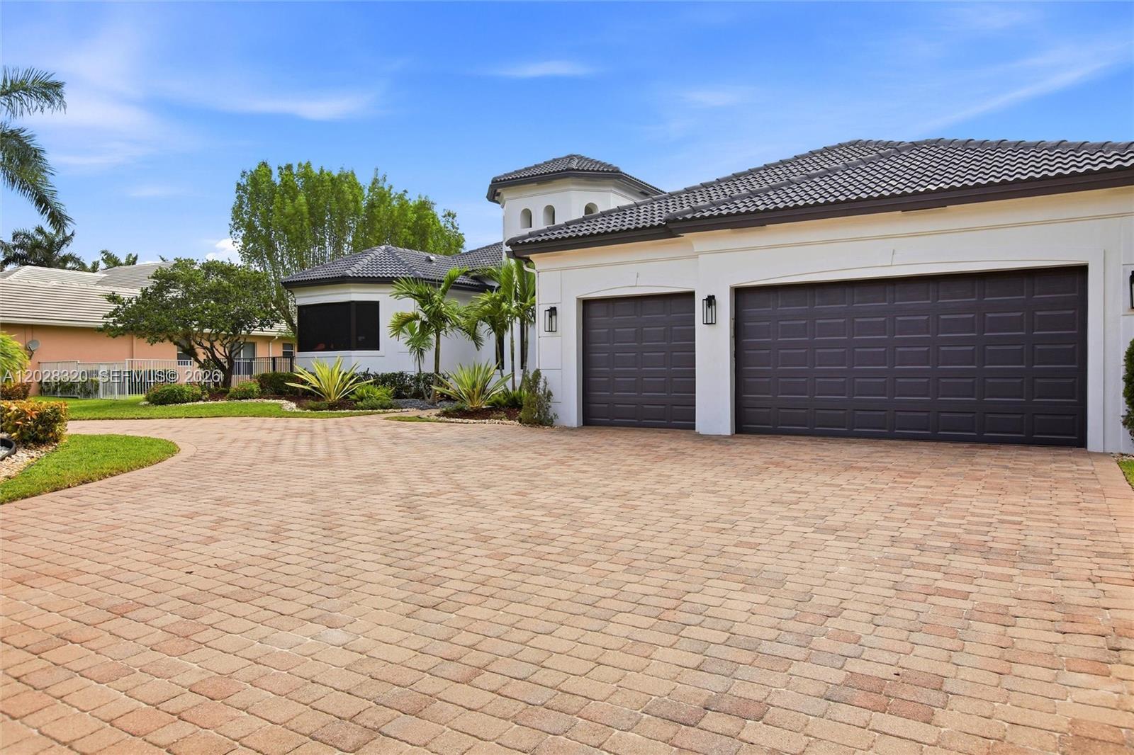 3250 W Stonebrook Cir, Davie FL 33330 photo 4