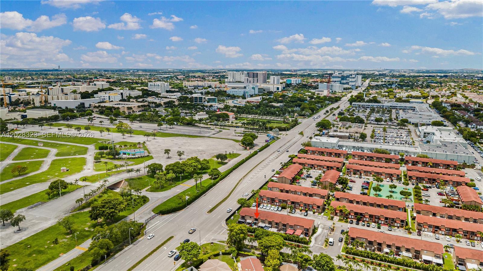 Miami, FL 33165 photo 2