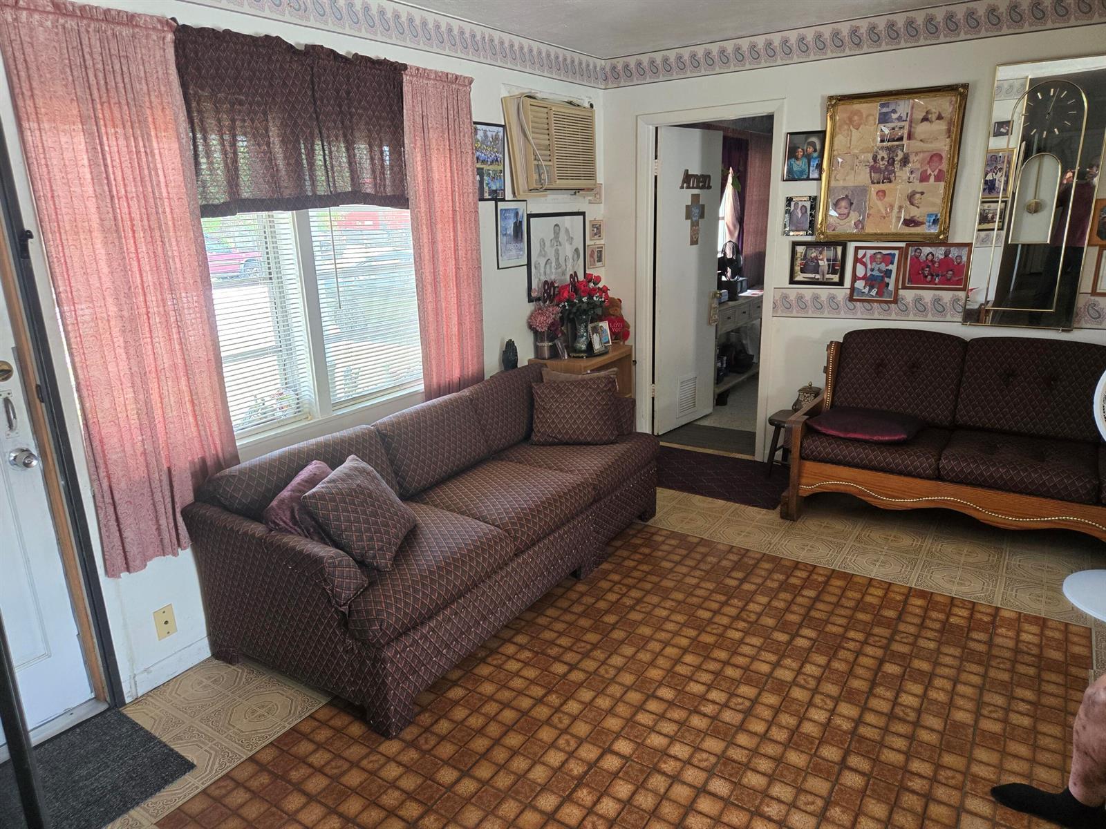 255 NE 41st Street, Deerfield Beach FL 33064 photo 4