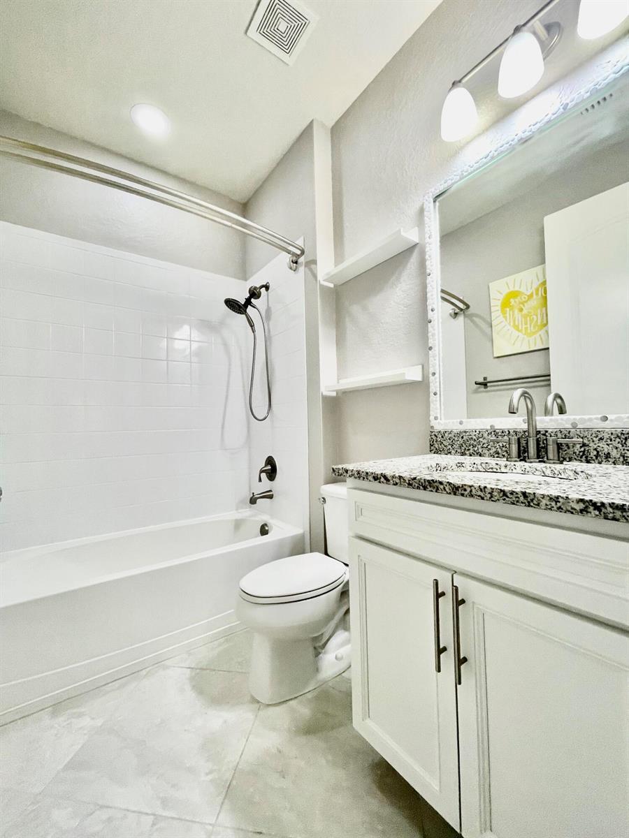 540 SE Monet Drive, Port St. Lucie FL 34984 photo 4