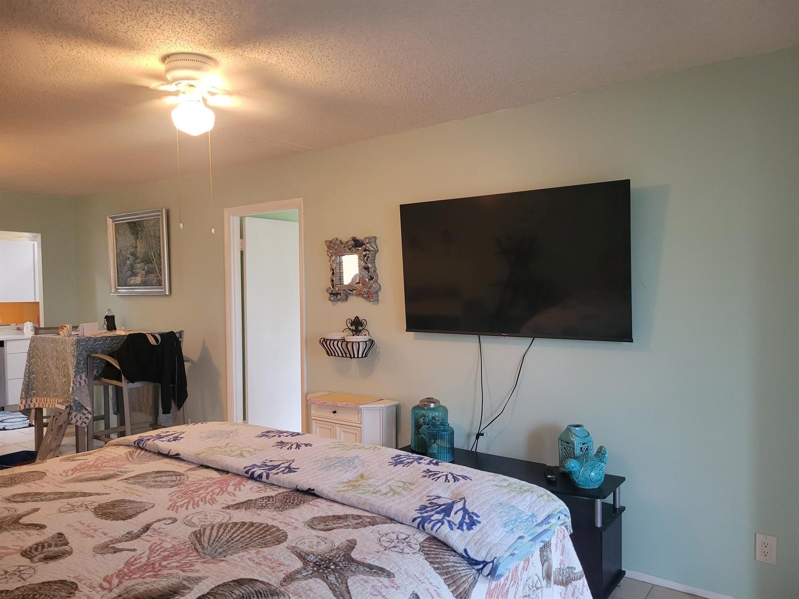 356 Lake Dora Drive, West Palm Beach FL 33411 photo 4