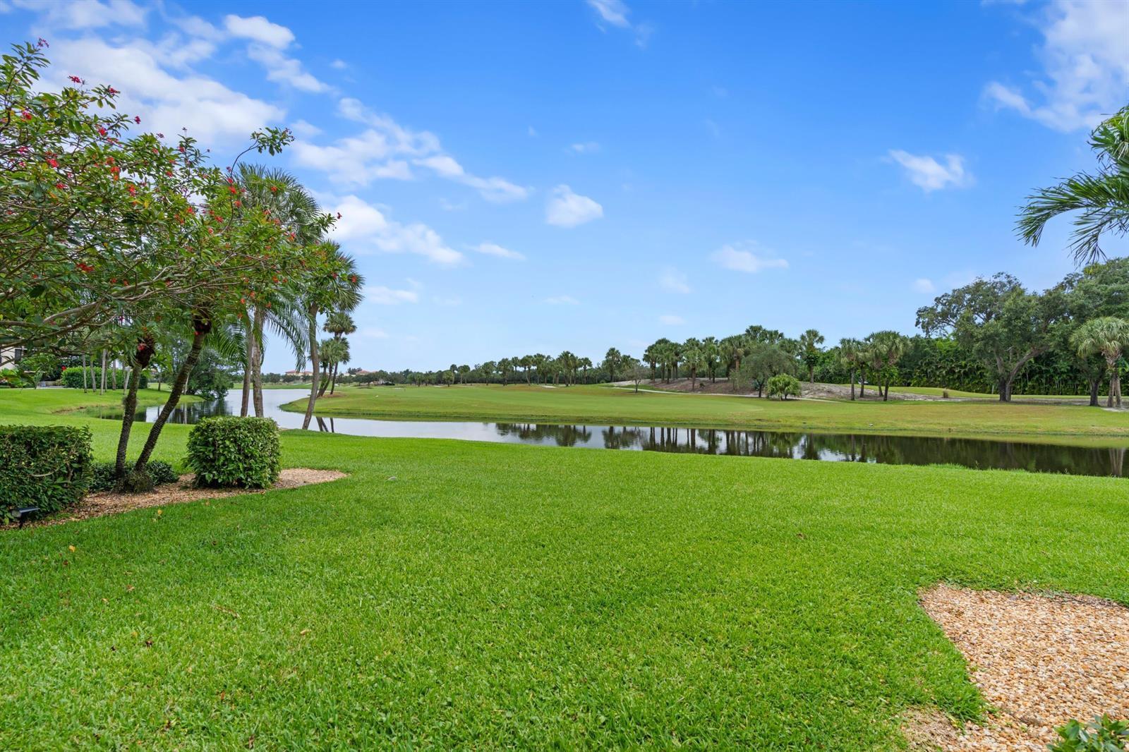 2435 Presidential Way # G, West Palm Beach FL 33401 photo 2