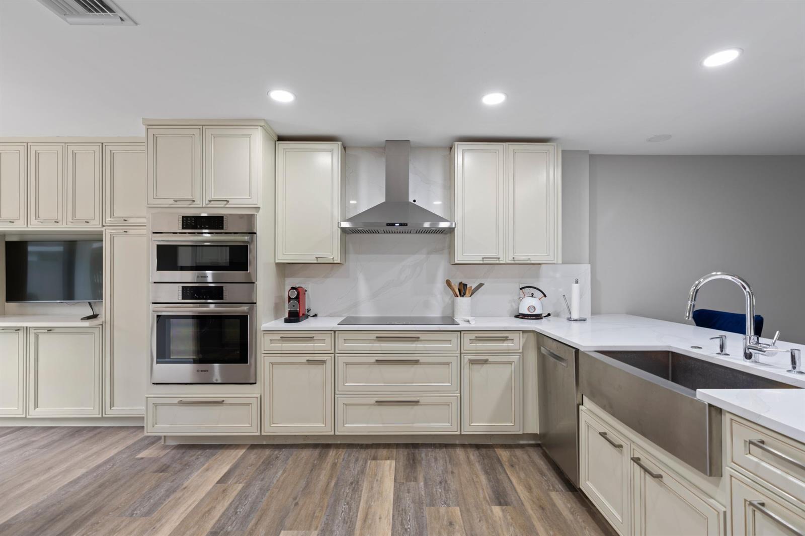 2435 Presidential Way # G, West Palm Beach FL 33401 photo 5
