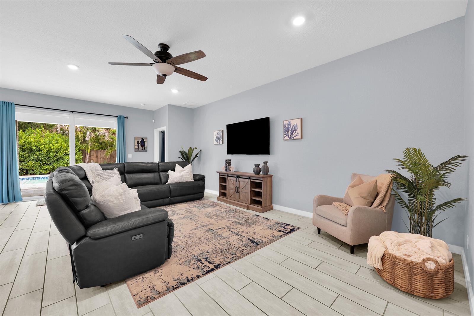 2335 SW Strawberry Terrace, Palm City FL 34990 photo 4