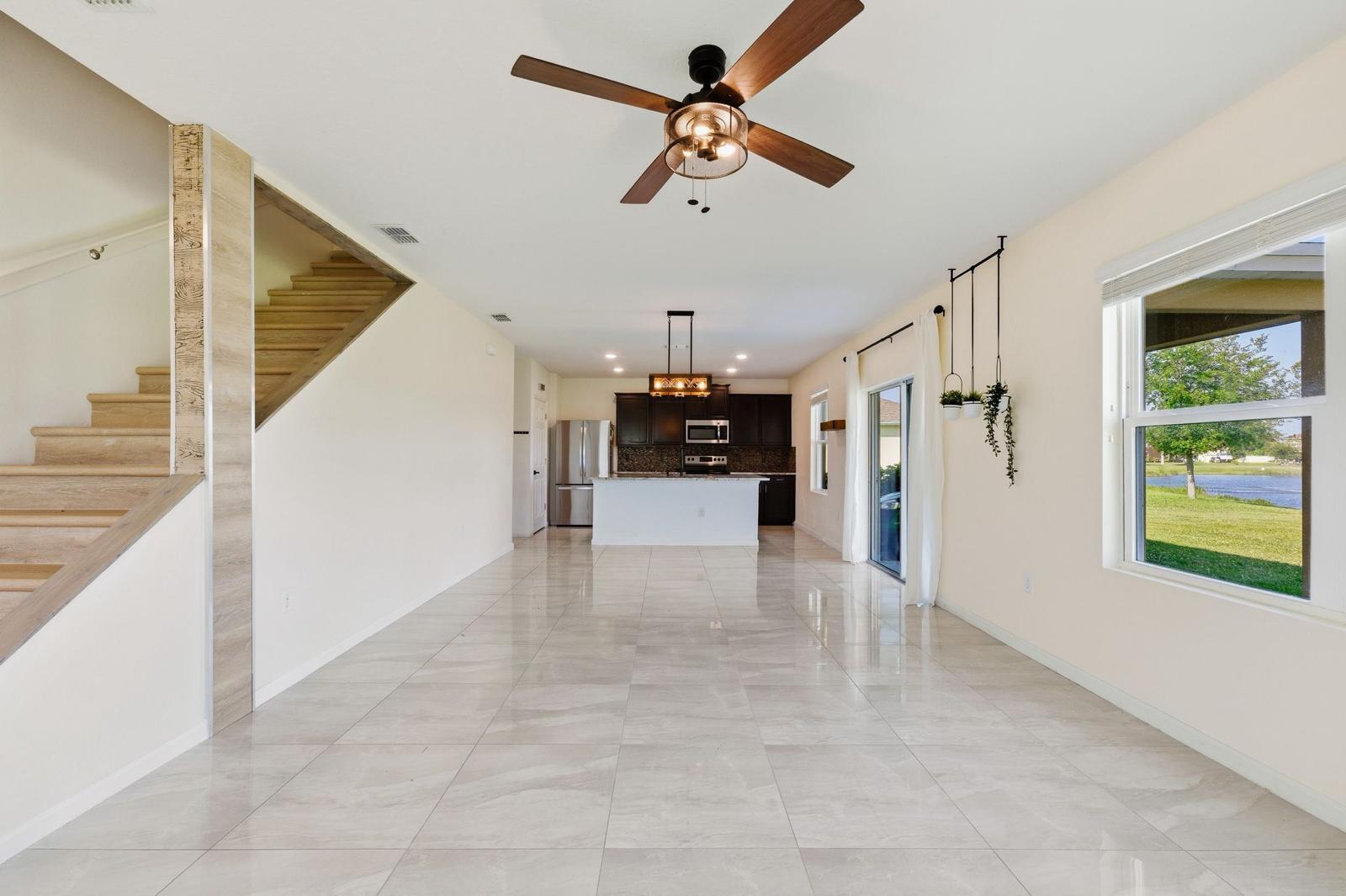 3044 Woodswalk Drive, Fort Pierce FL 34945 photo 4