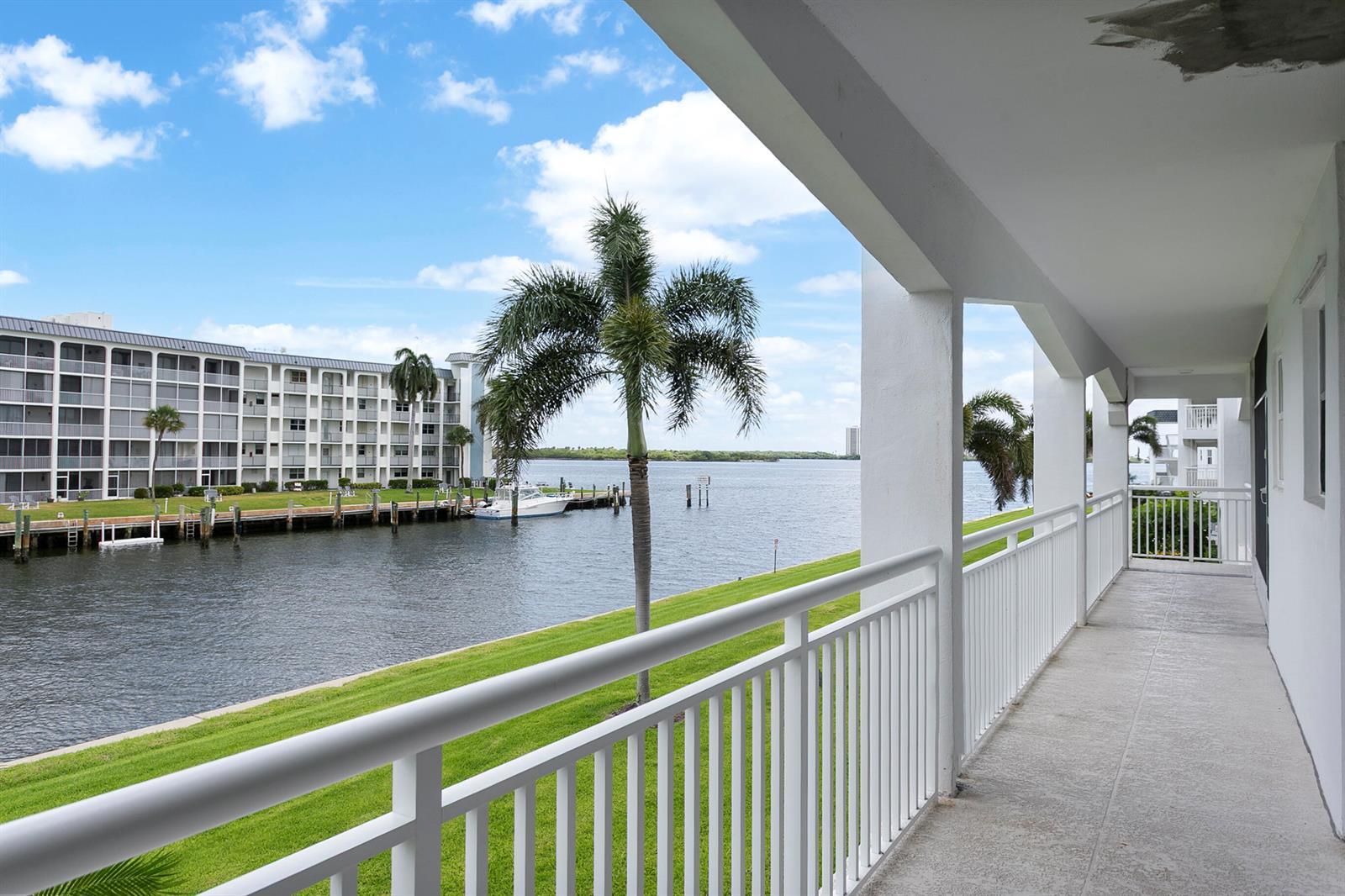 111 Shore Court # 203, North Palm Beach FL 33408 photo 2