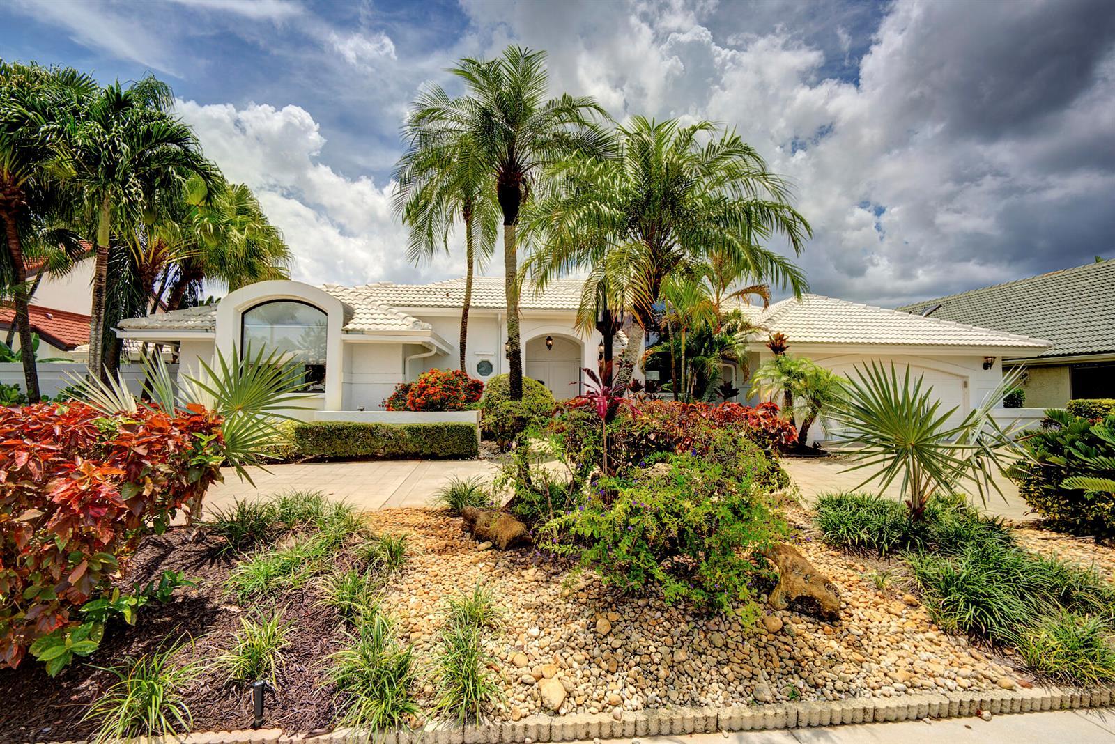 10252 Shireoaks Lane, Boca Raton FL 33498