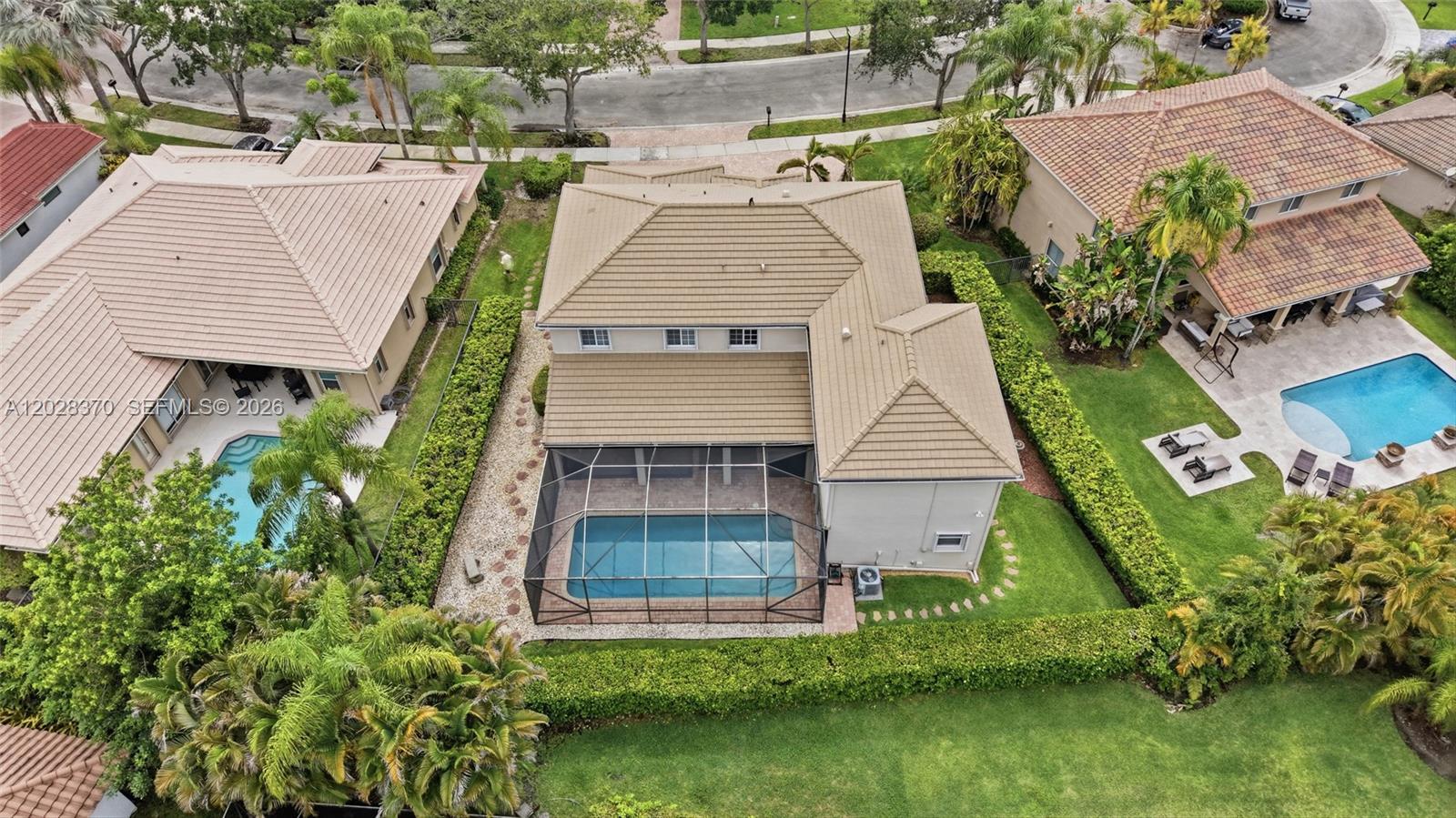 2608 Oakbrook Ct, Weston FL 33332 photo 2