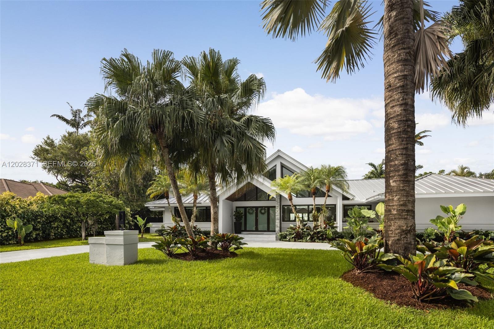 7440 SW 106th St, Pinecrest FL 33156 photo 2