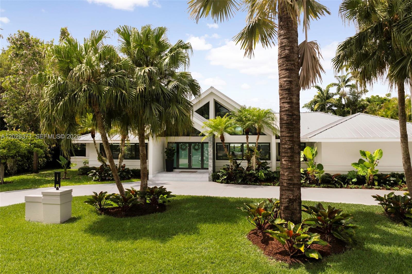 7440 SW 106th St, Pinecrest FL 33156