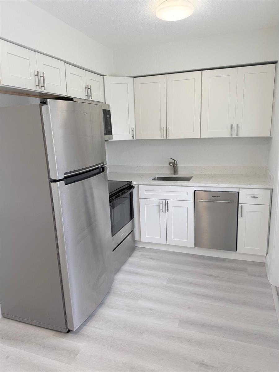 1913 NE 4th Street # 9, Deerfield Beach FL 33441 photo 4