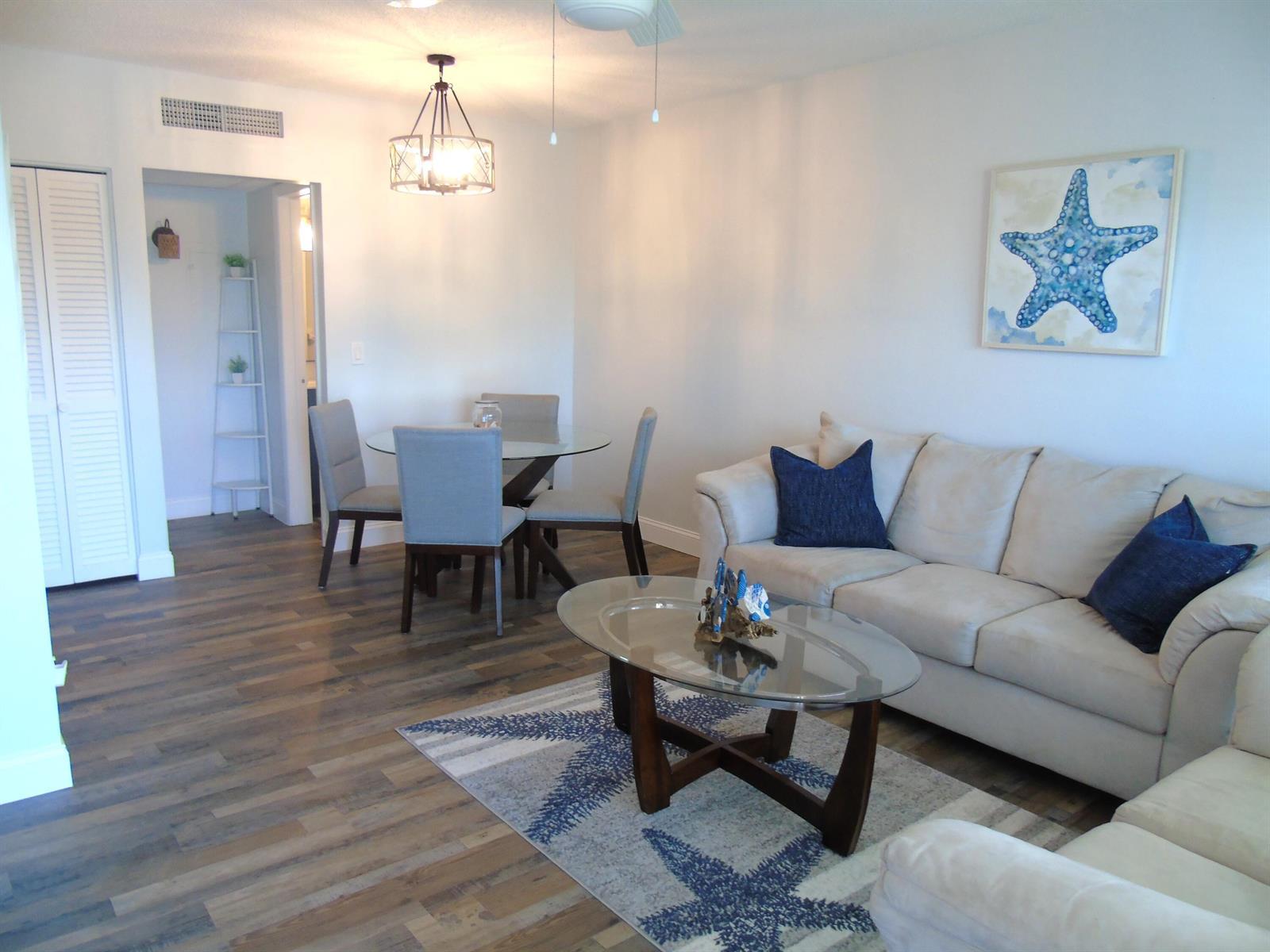 309 Circle Drive S # 204, Boynton Beach FL 33435 photo 4