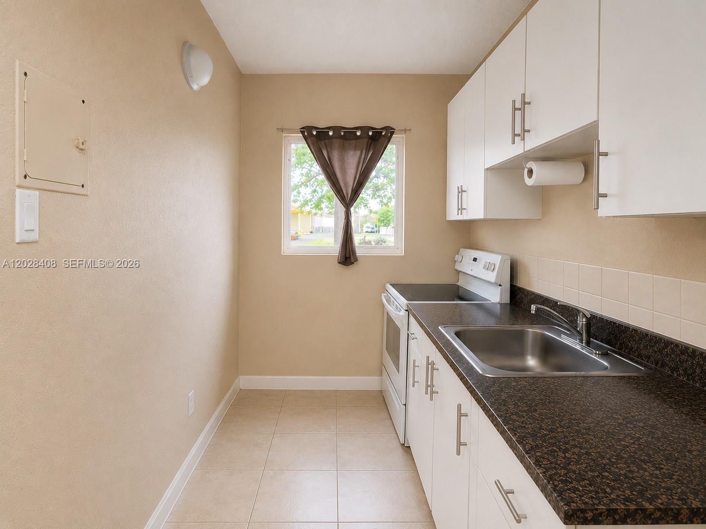 520 SW 6th Ave # 2, Homestead FL 33030 photo 3