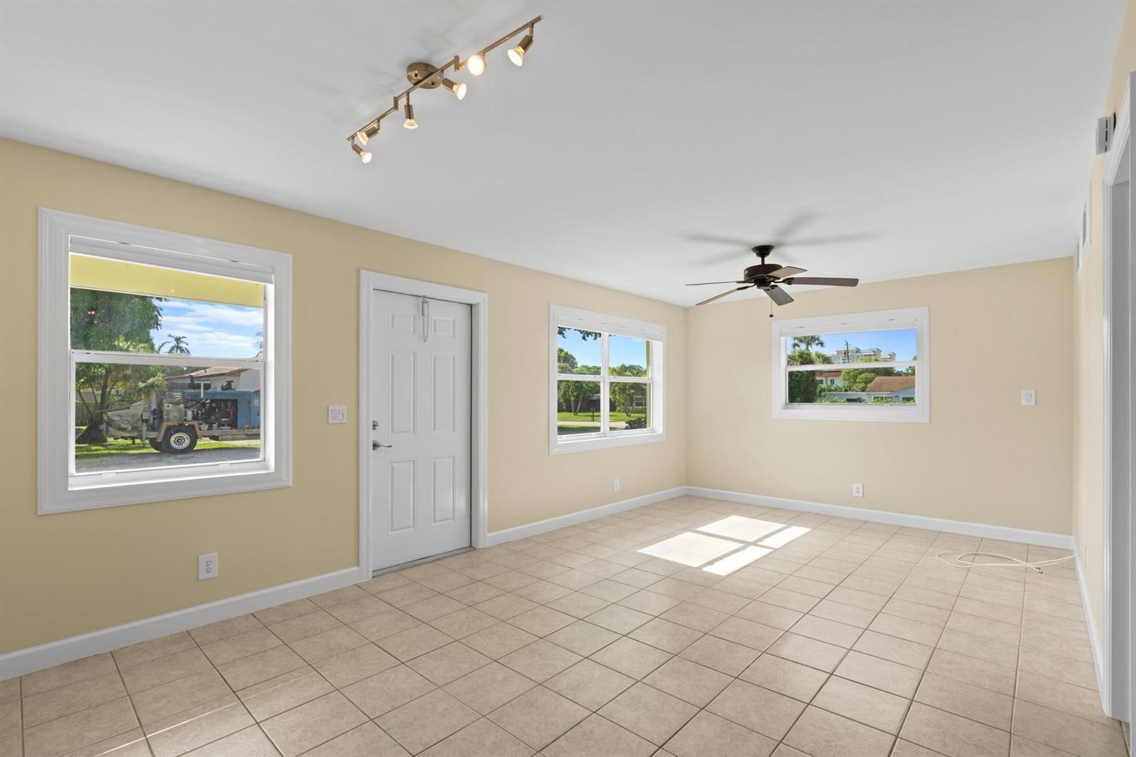 615 NE 7th Avenue, Boynton Beach FL 33435 photo 5