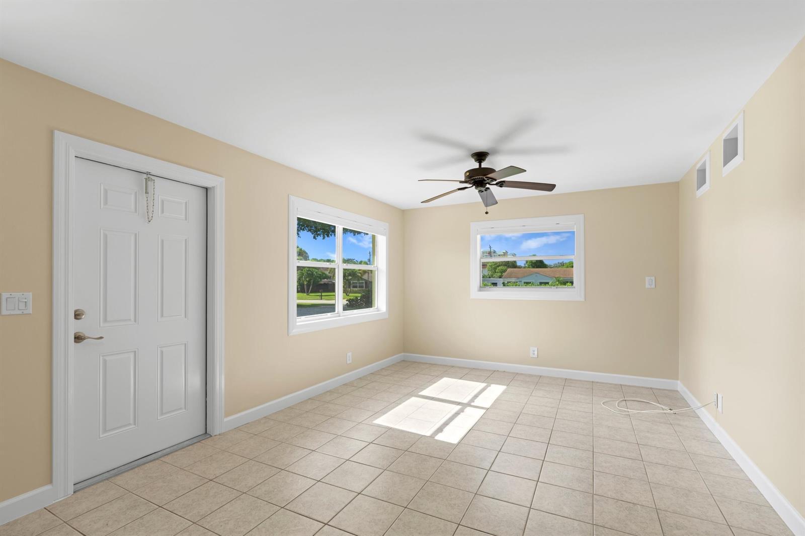 615 NE 7th Avenue, Boynton Beach FL 33435 photo 4