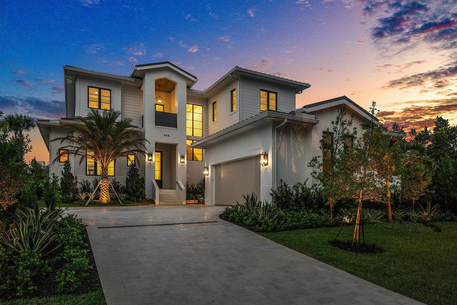 908 N Atlantic Drive, Lantana FL 33462 photo 2