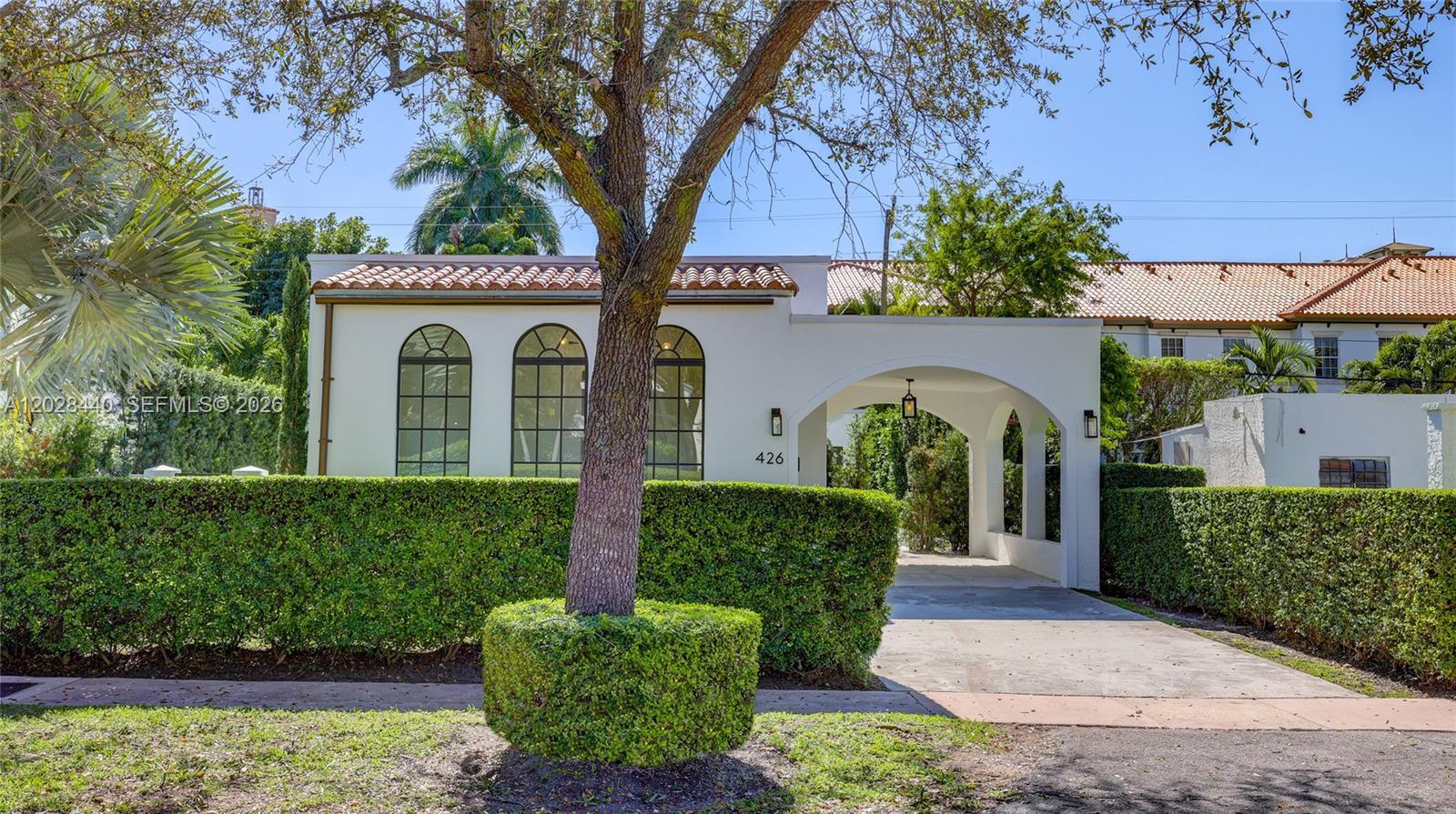 426 Aragon Ave, Coral Gables FL 33134