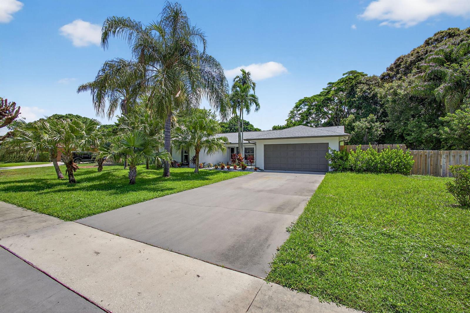 280 Sulky Way, Wellington FL 33414 photo 3
