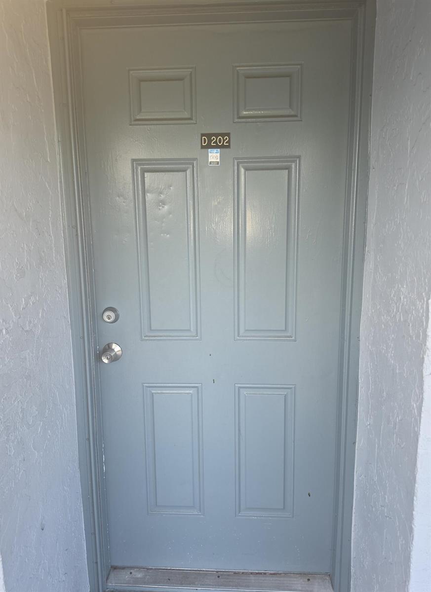 905 Southridge Road # 202d, Delray Beach FL 33444 photo 2