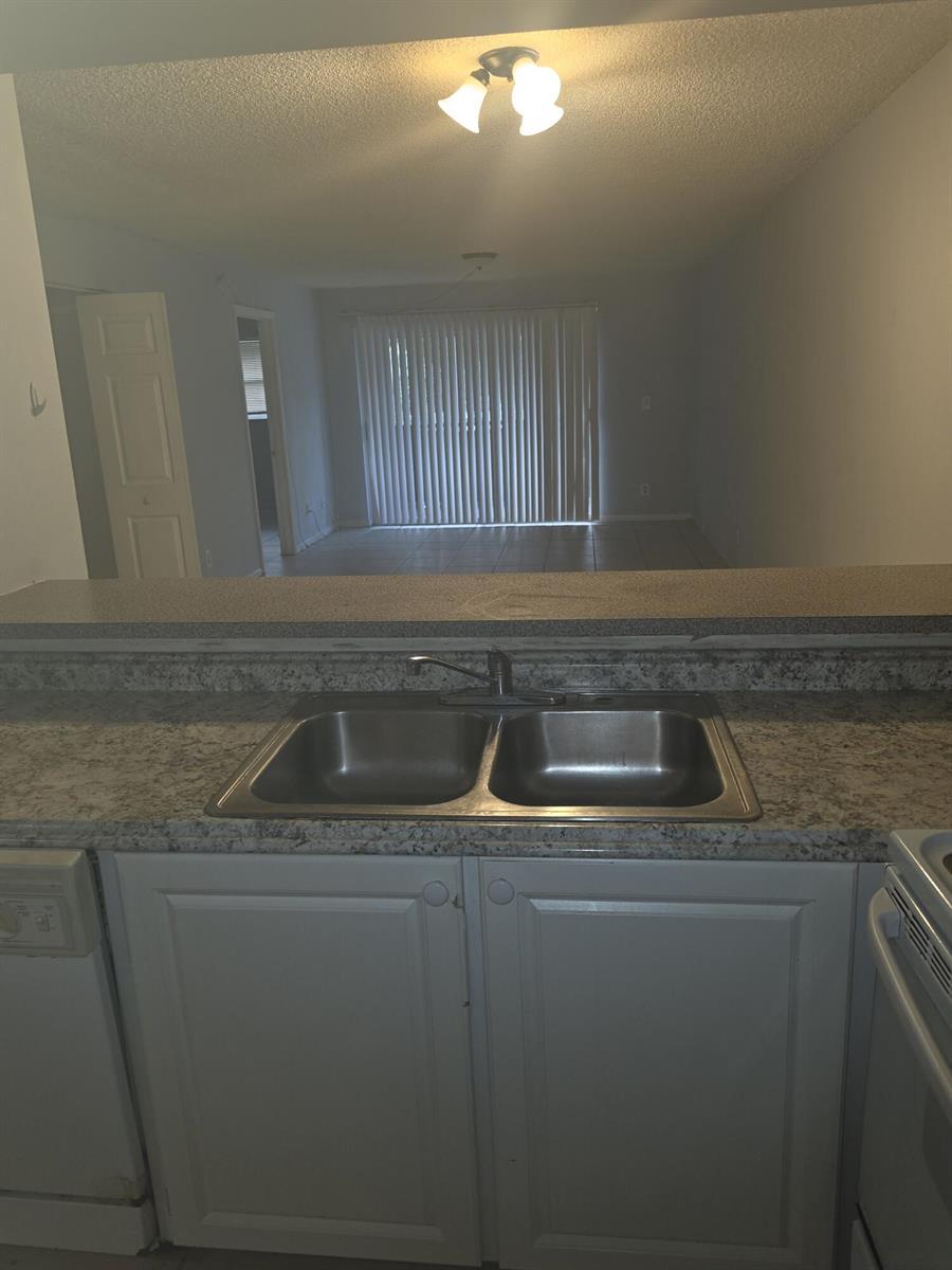 905 Southridge Road # 202d, Delray Beach FL 33444 photo 4