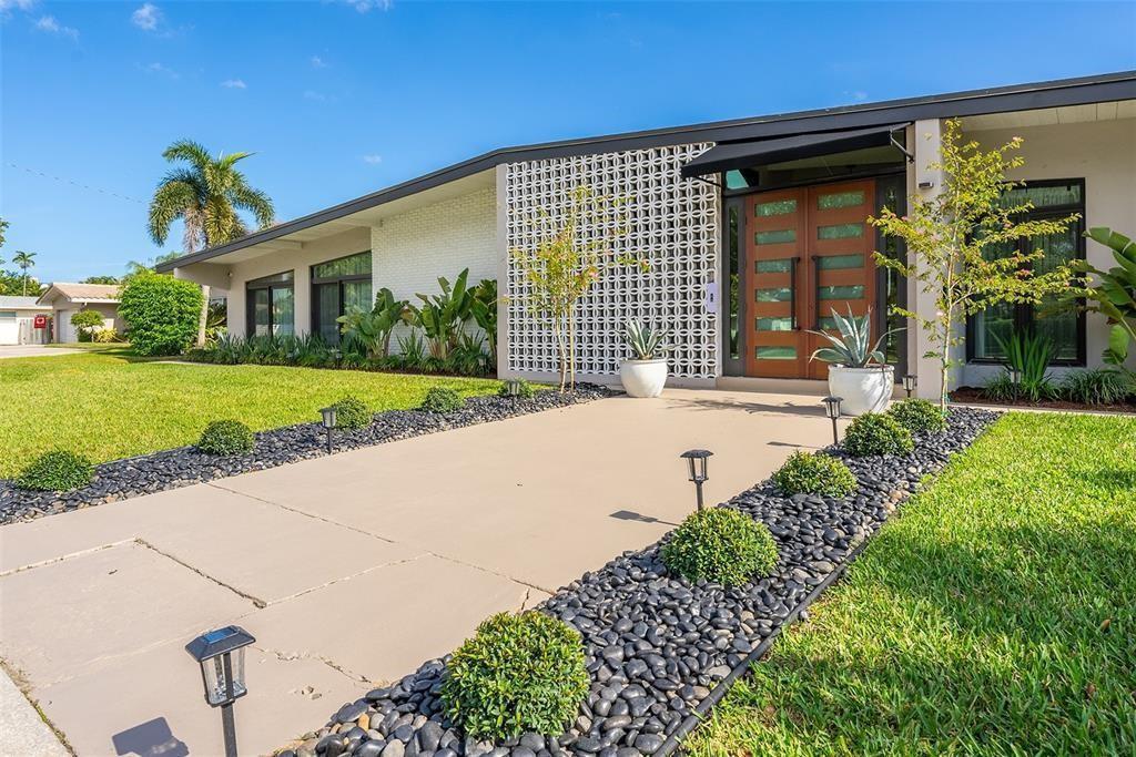 521 N Highland Drive, Hollywood FL 33021 photo 3