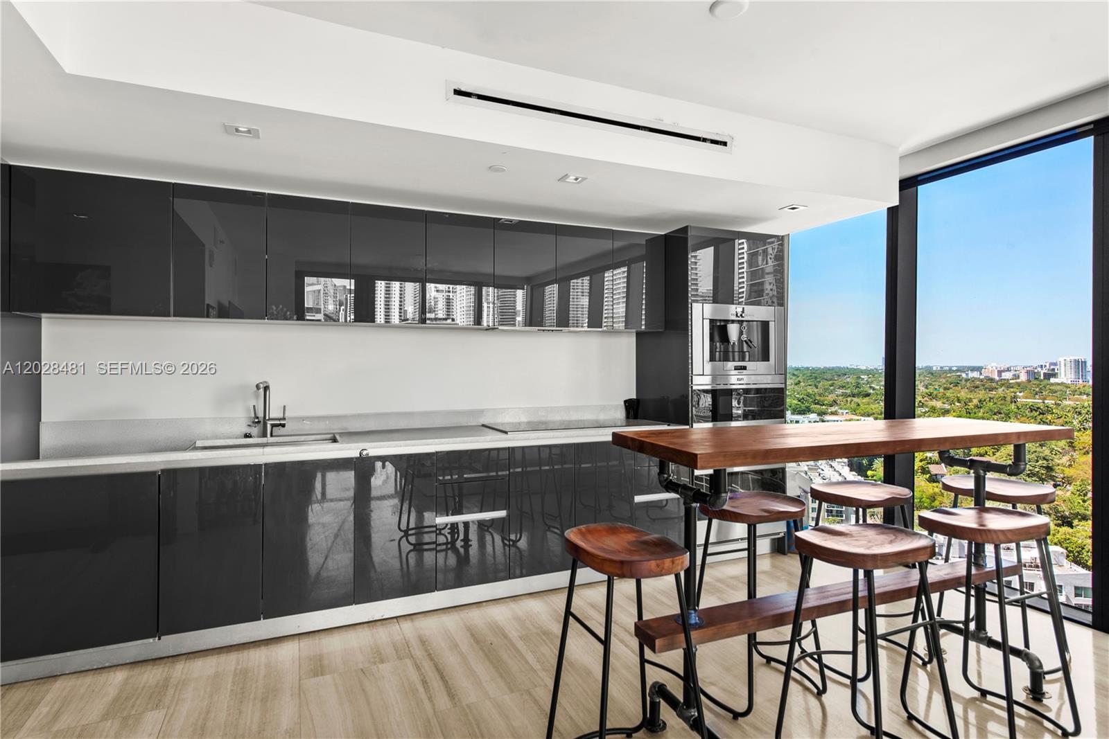 1451 Brickell Ave # 1706, Miami FL 33131 photo 2