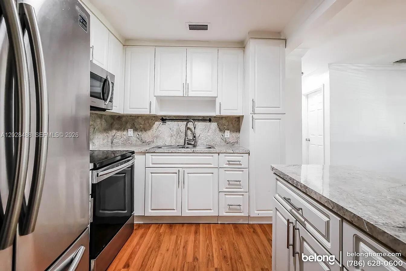 5631 Polk St, Hollywood FL 33021 photo 3