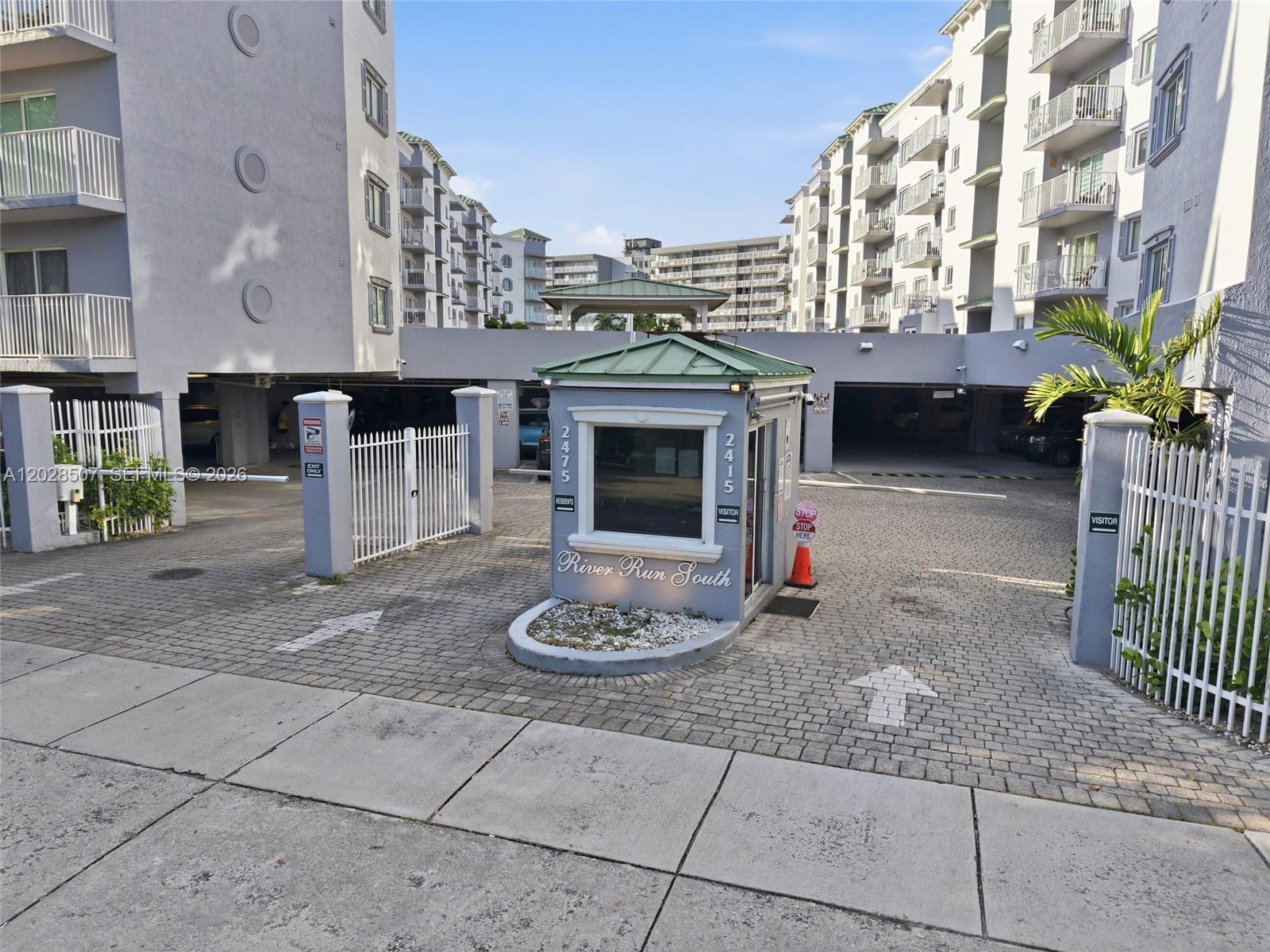 2475 NW 16th Street Rd # 401, Miami FL 33125 photo 4