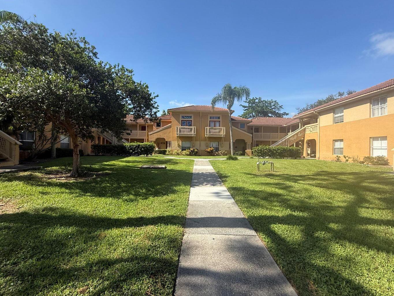 4807 Via Palm Lakes # 1519, West Palm Beach FL 33417