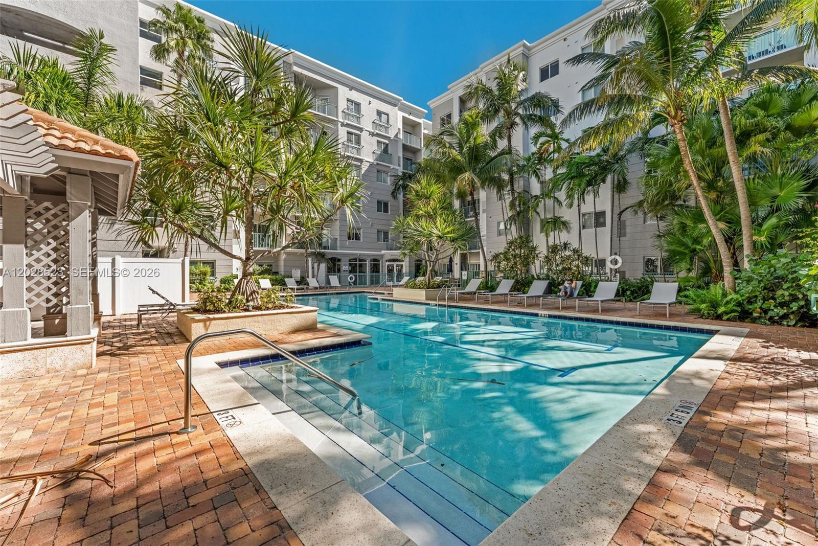 6001 SW 70th St # 114, South Miami FL 33143 photo 3