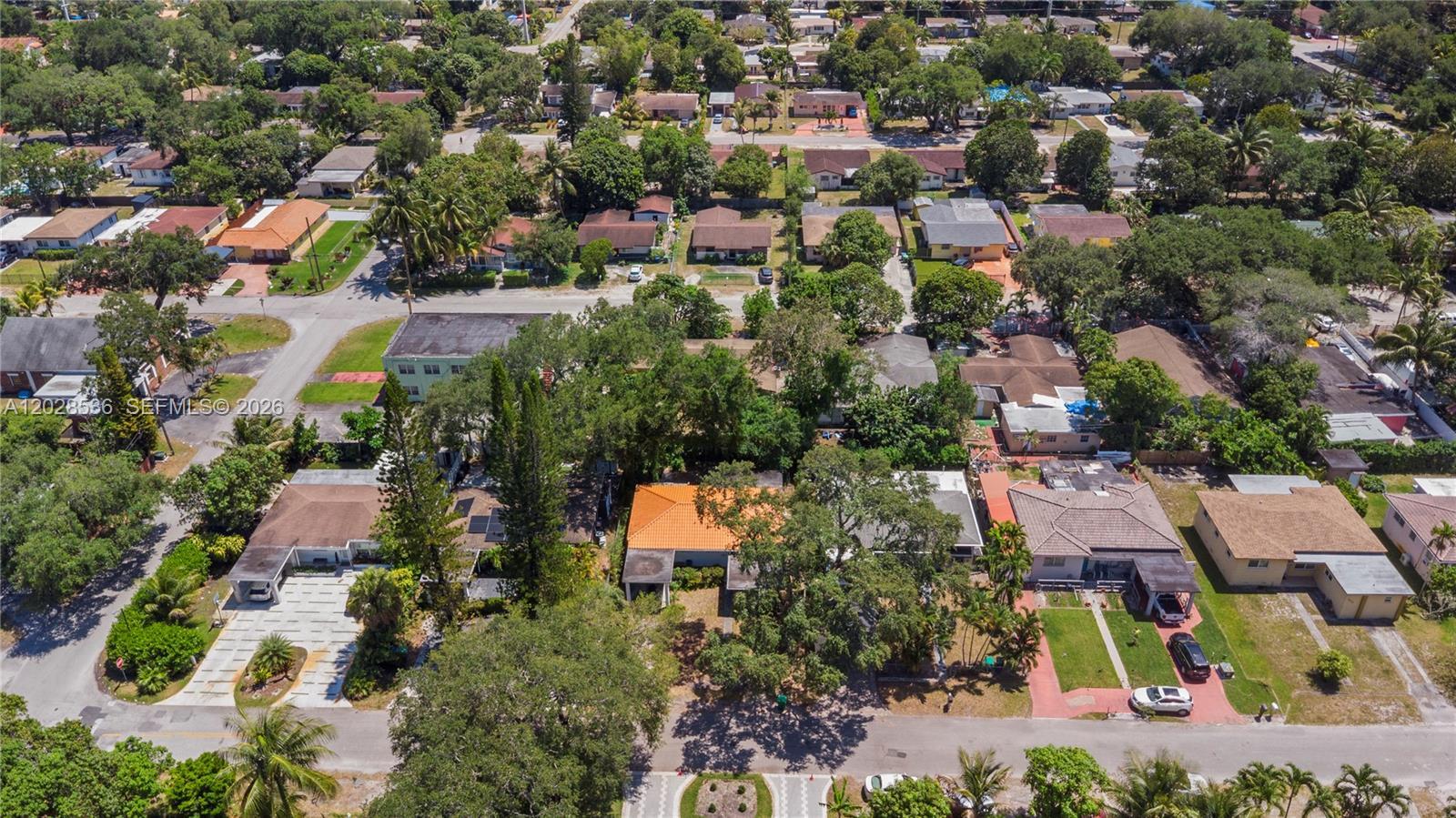 370 NE 165th St, Miami FL 33162 photo 4
