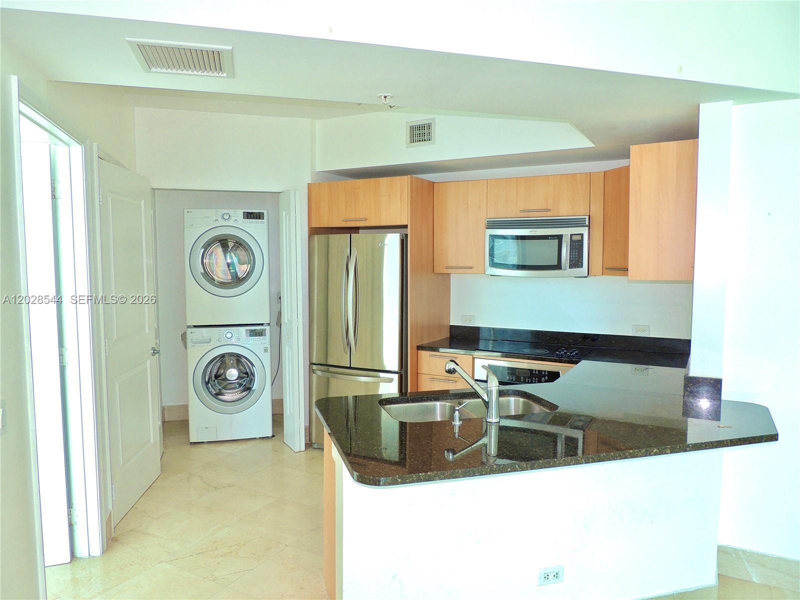 480 NE 30th St # 1105, Miami FL 33137 photo 2