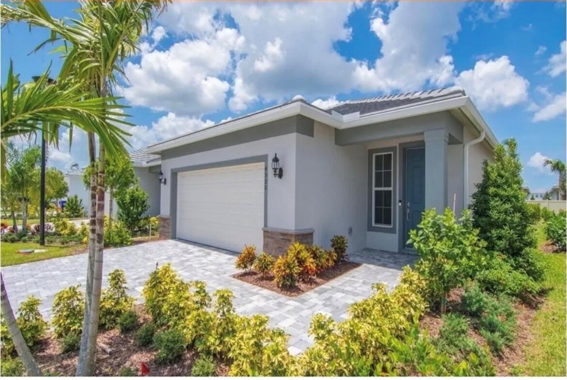 4520 Jolly Roger Manor, Vero Beach FL 32967 photo 2