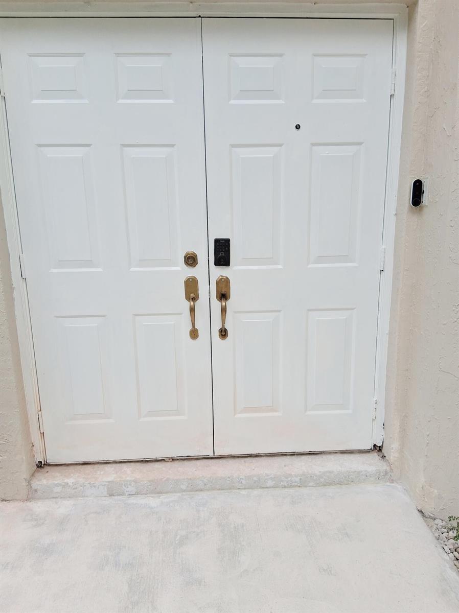 401 SW 203rd Avenue, Pembroke Pines FL 33029 photo 3