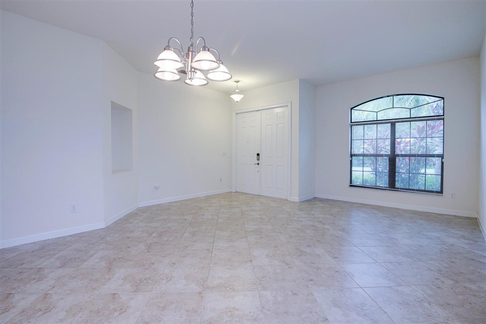 8985 Gulf Run Way, Lake Worth FL 33467 photo 3