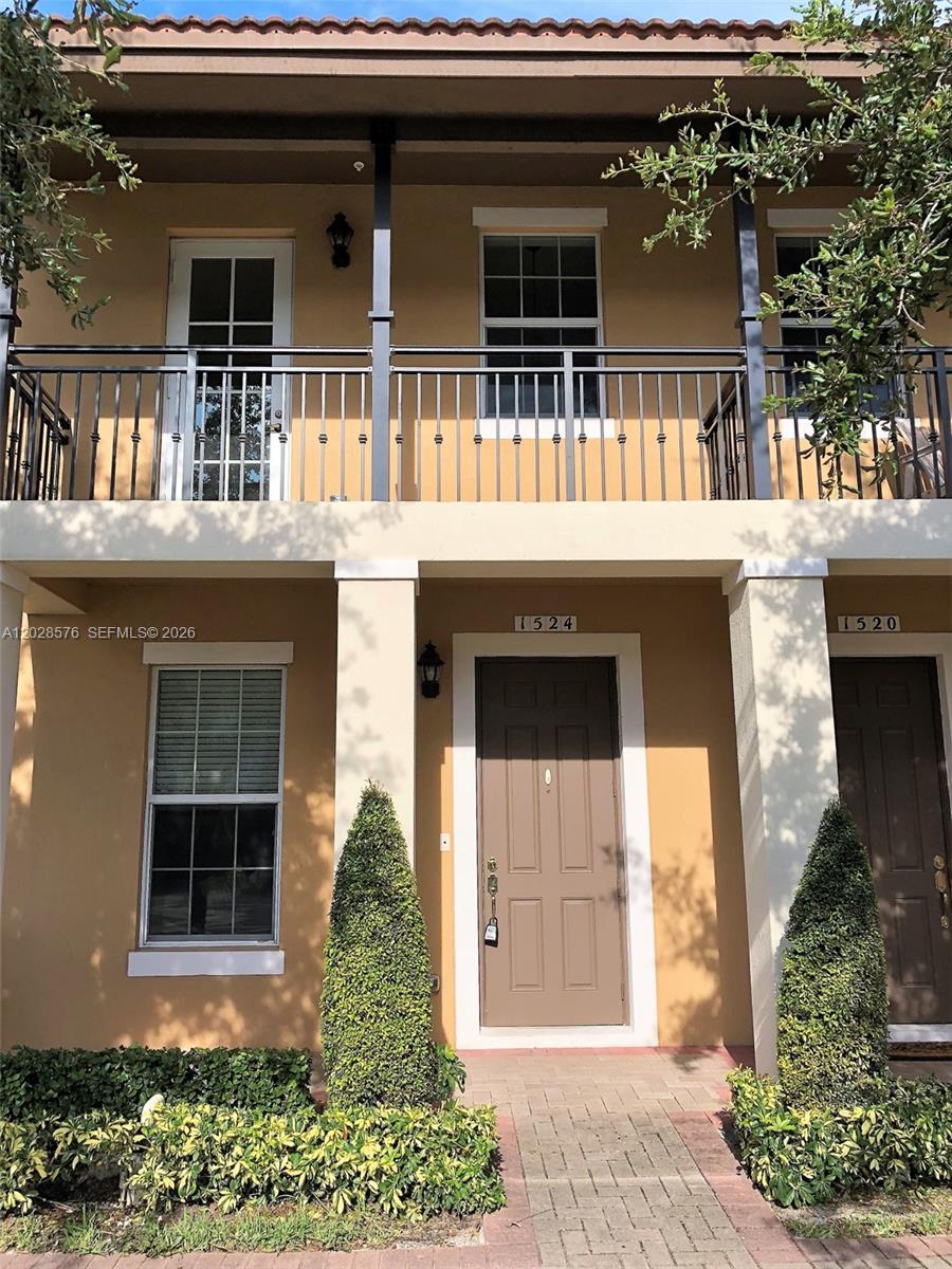 1524 SW 147th Ave # 1524, Pembroke Pines FL 33027