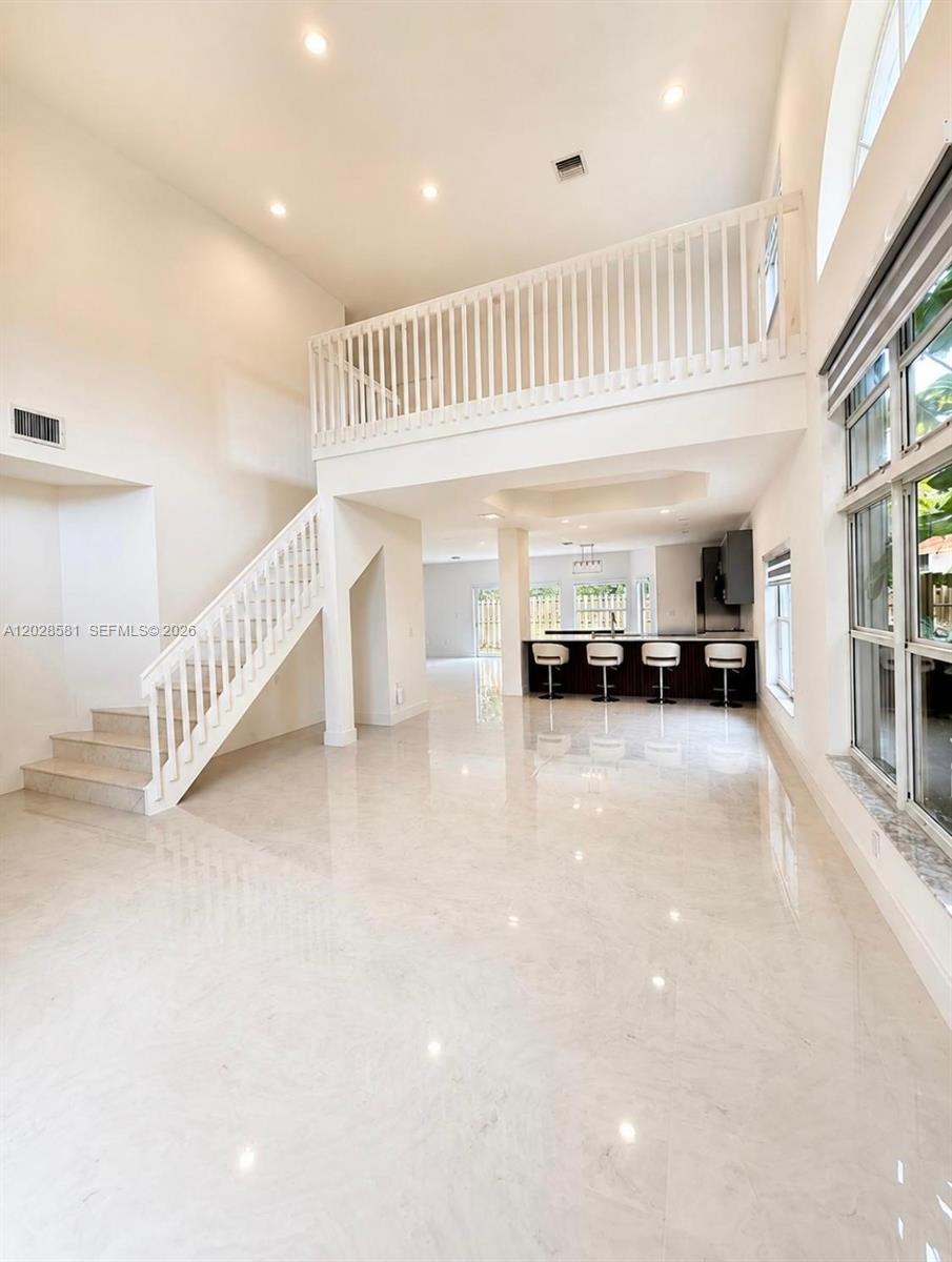 11244 NW 58th Ter, Doral FL 33178 photo 2