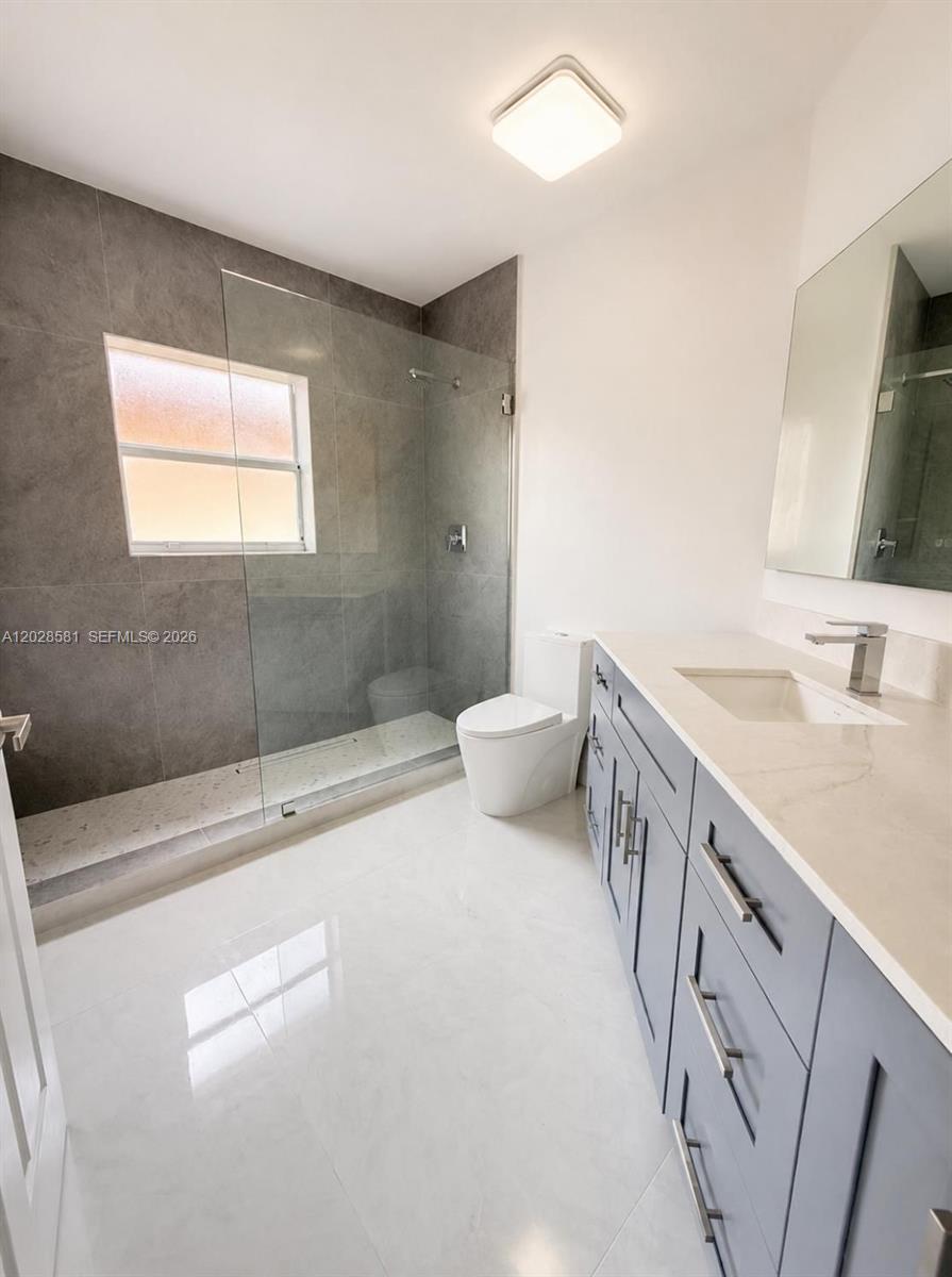 11244 NW 58th Ter, Doral FL 33178 photo 5